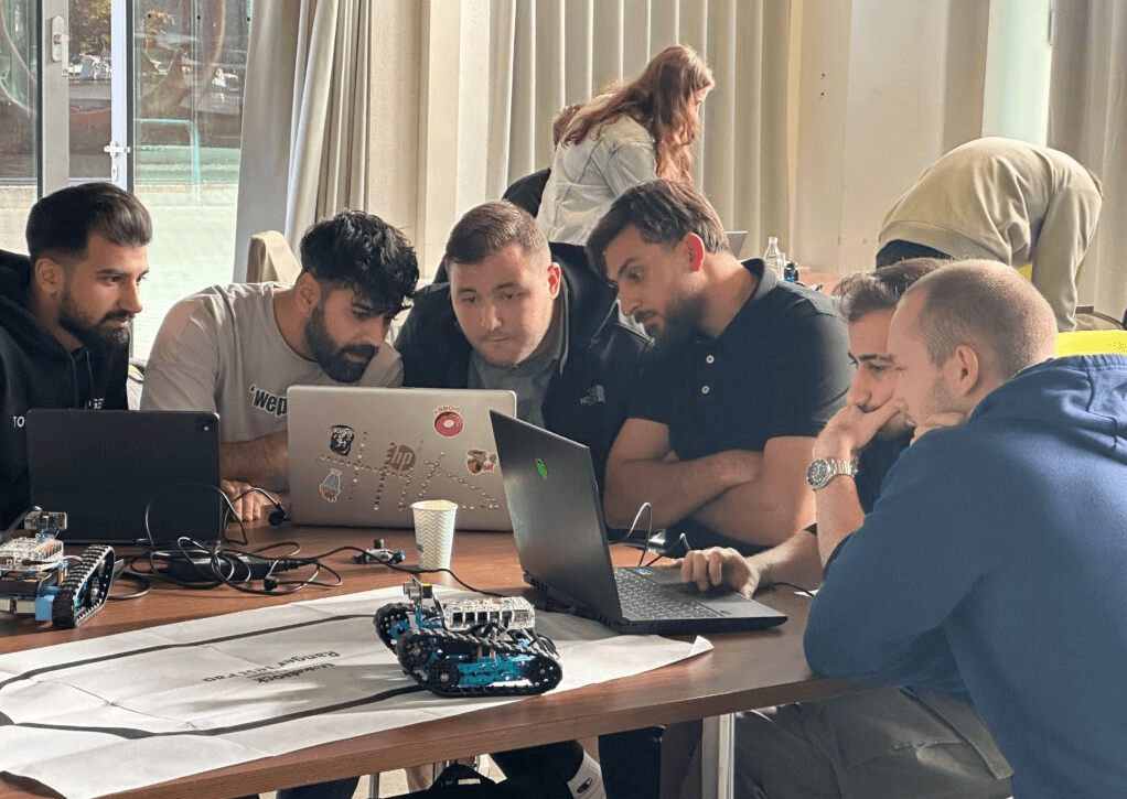 Studentin mit Laptop